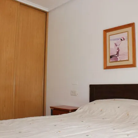 Central With Balcony Sea View Apartment *