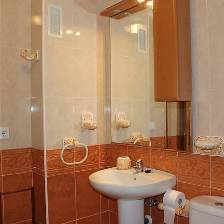 Central With Balcony Sea View Apartment *